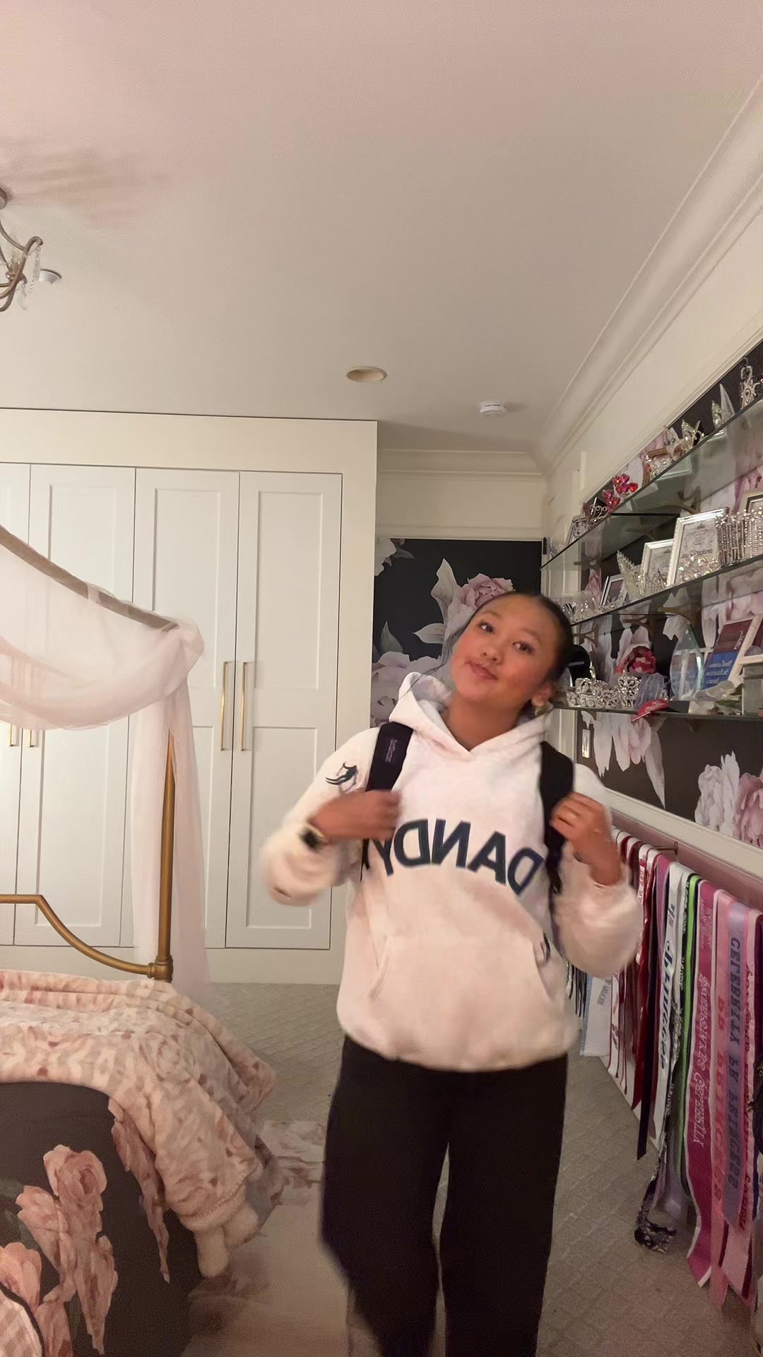 @Iyana