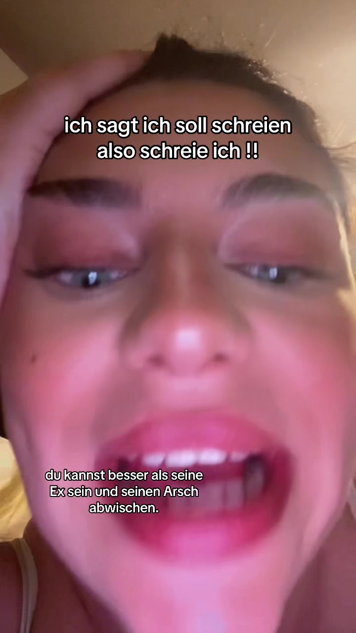 @MiraBks