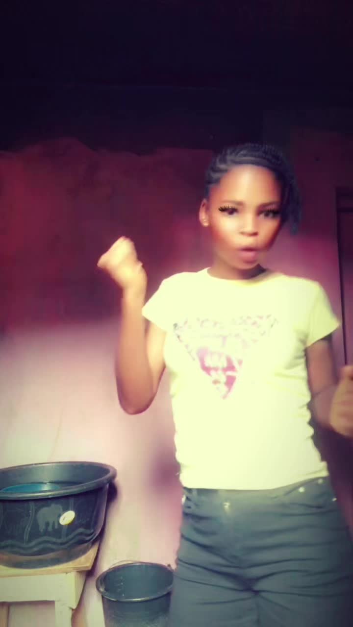 @elle.small.zino