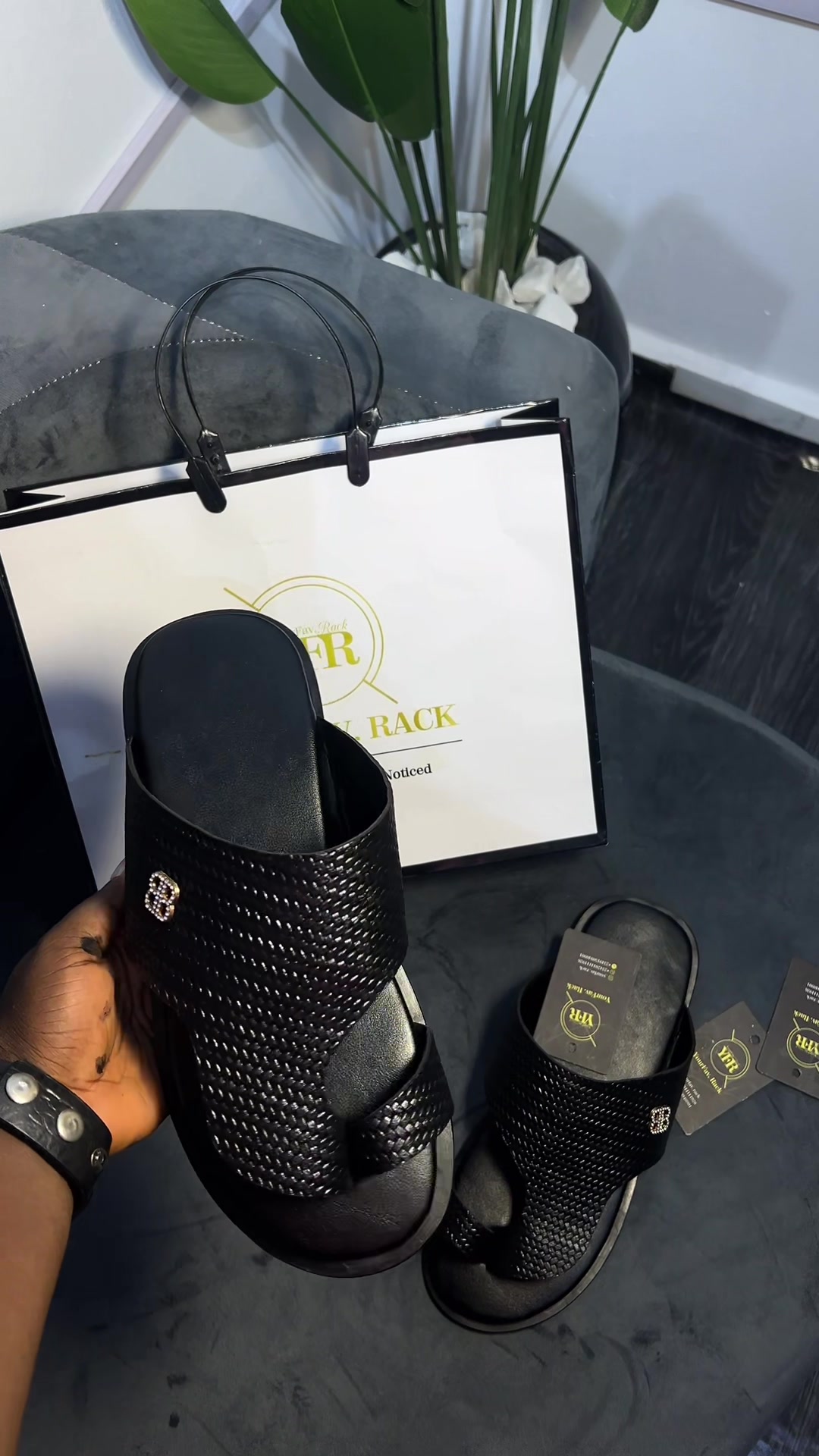 @YFR ||HANDMADE SLIPPERS ILORIN