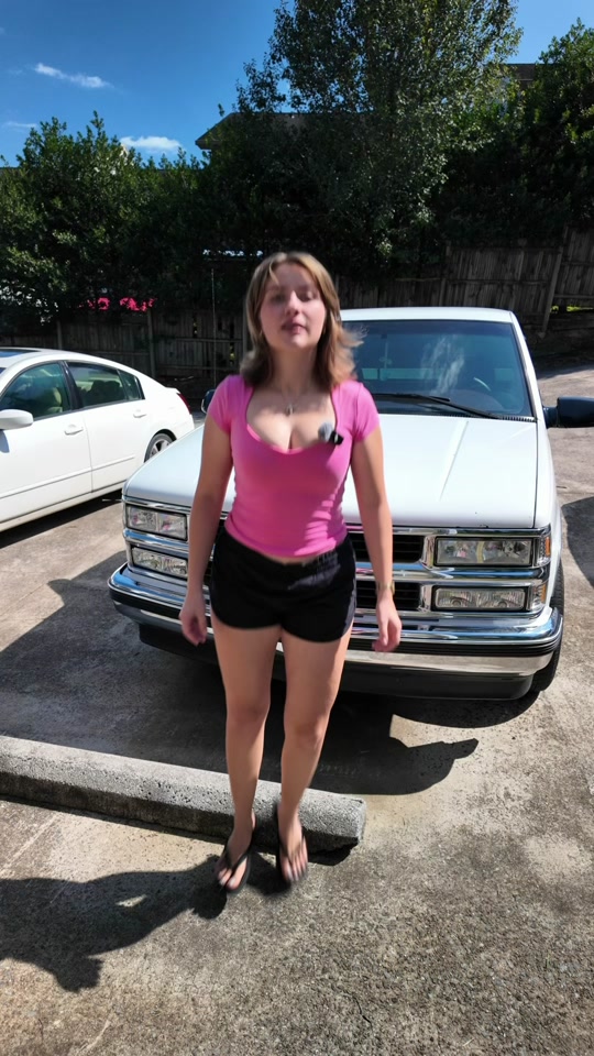 @katiesliltruck