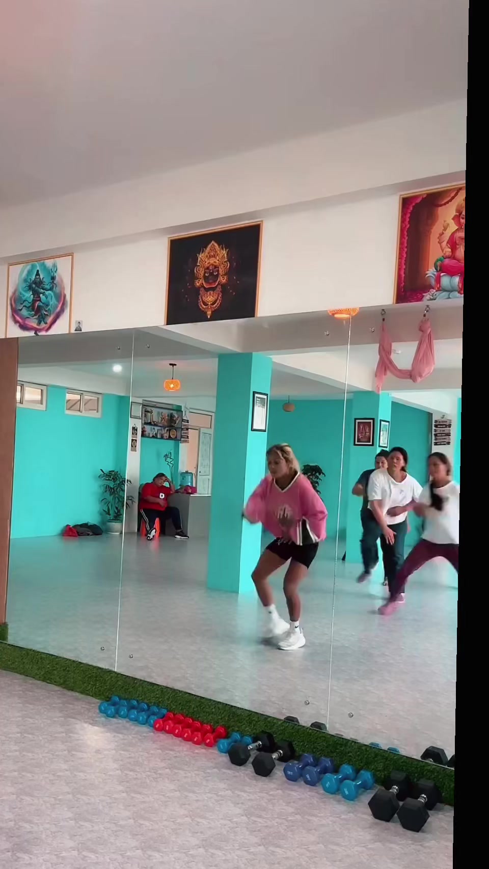 @Nitu singh yoga teacher zIn