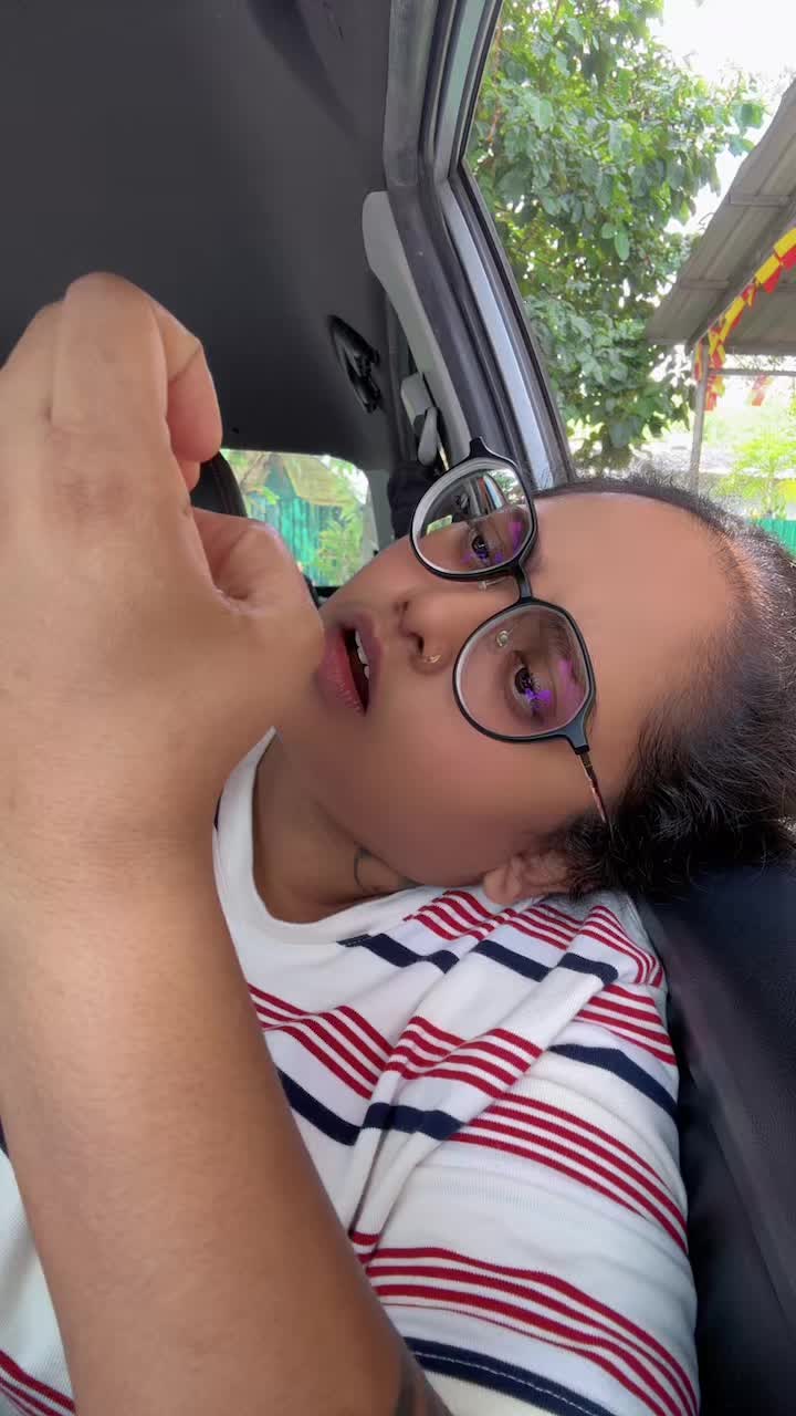 @dharshinieramakrishn