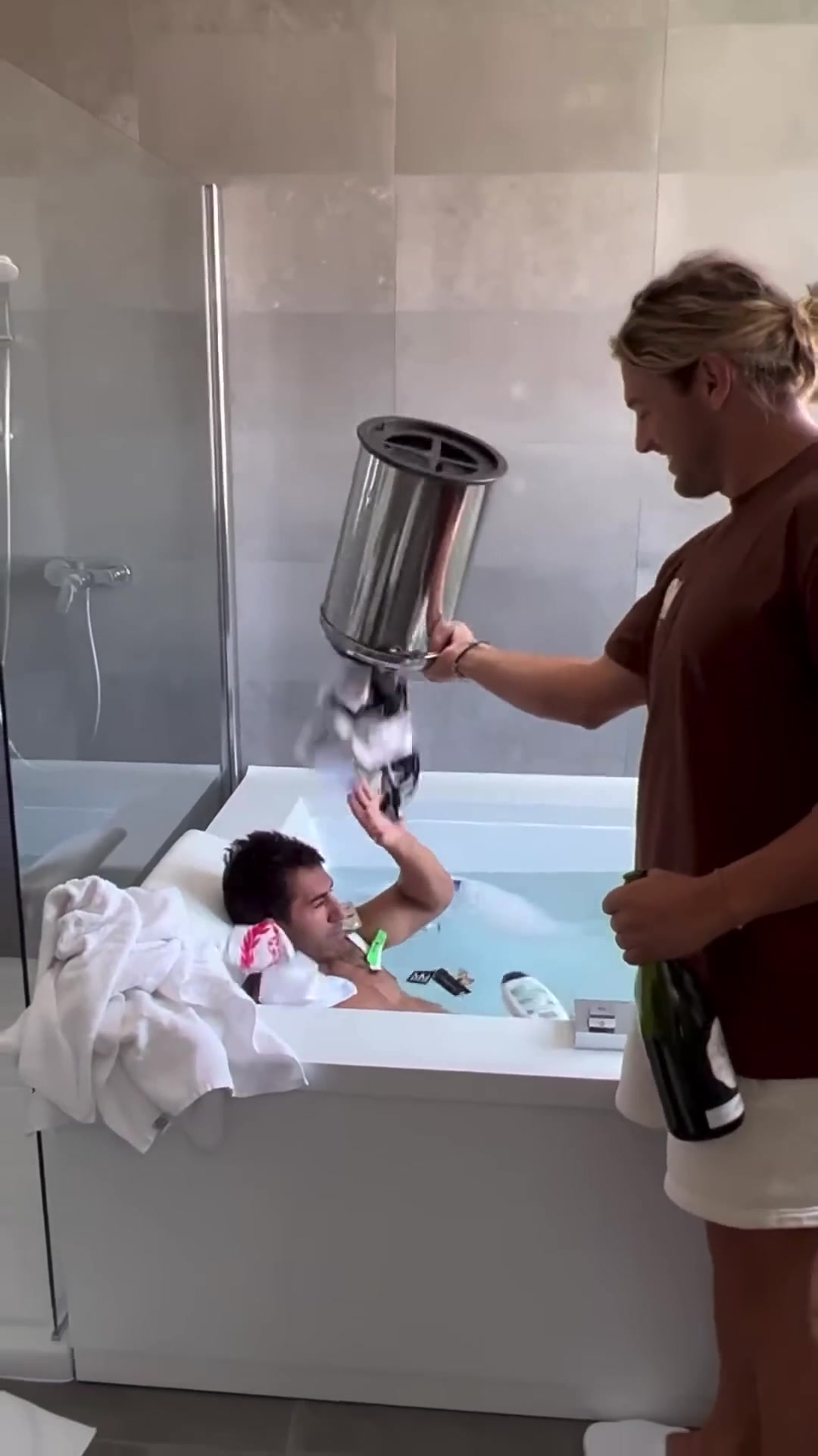 @Funny Pranks