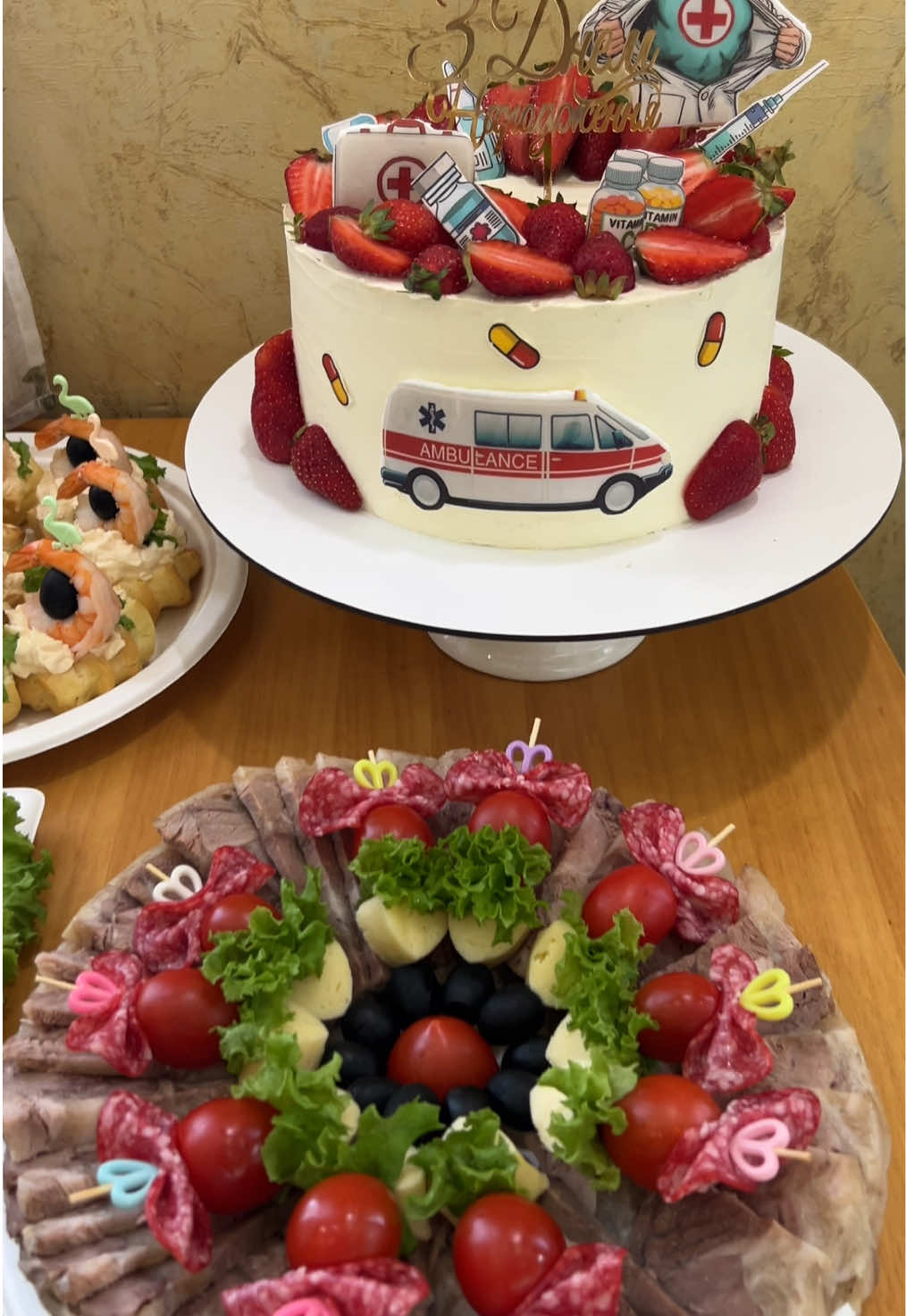 @Fesenta_bakery