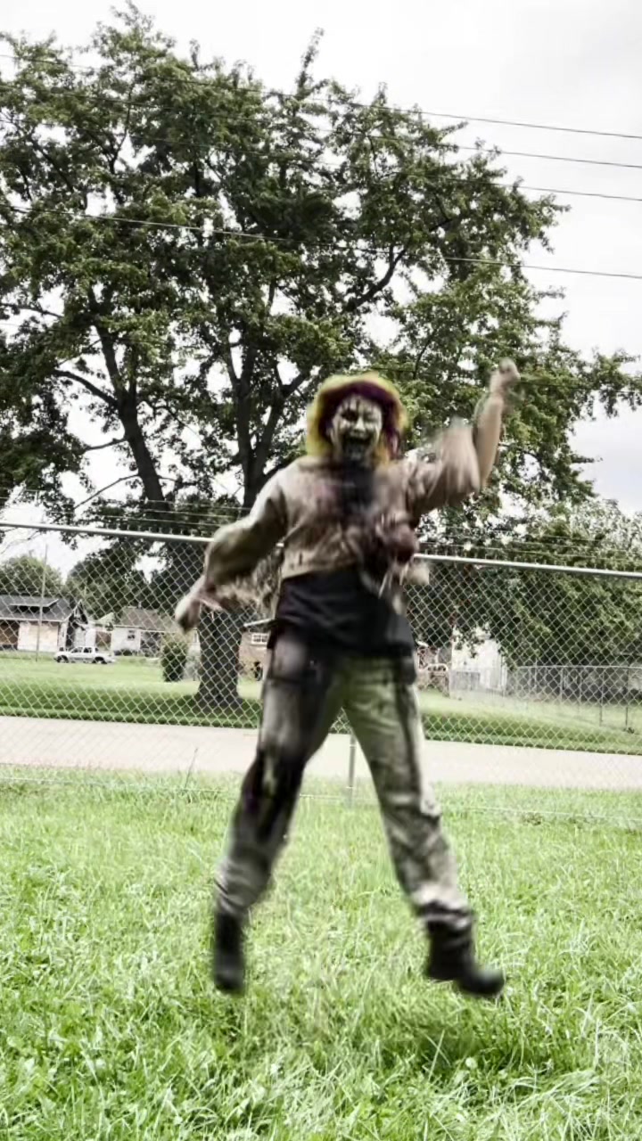 @Uhhh_Axl