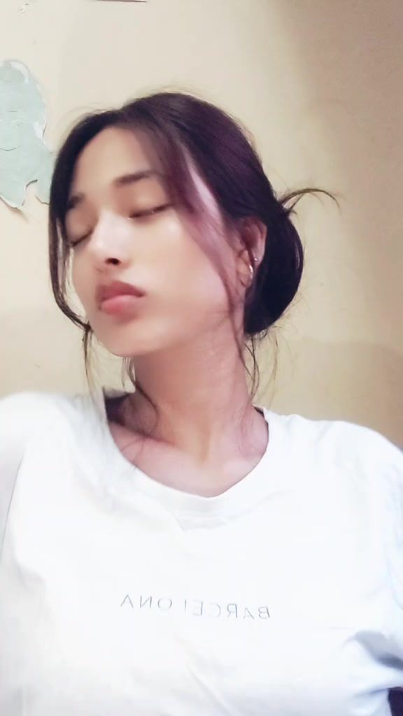 @Anisha🍃♋