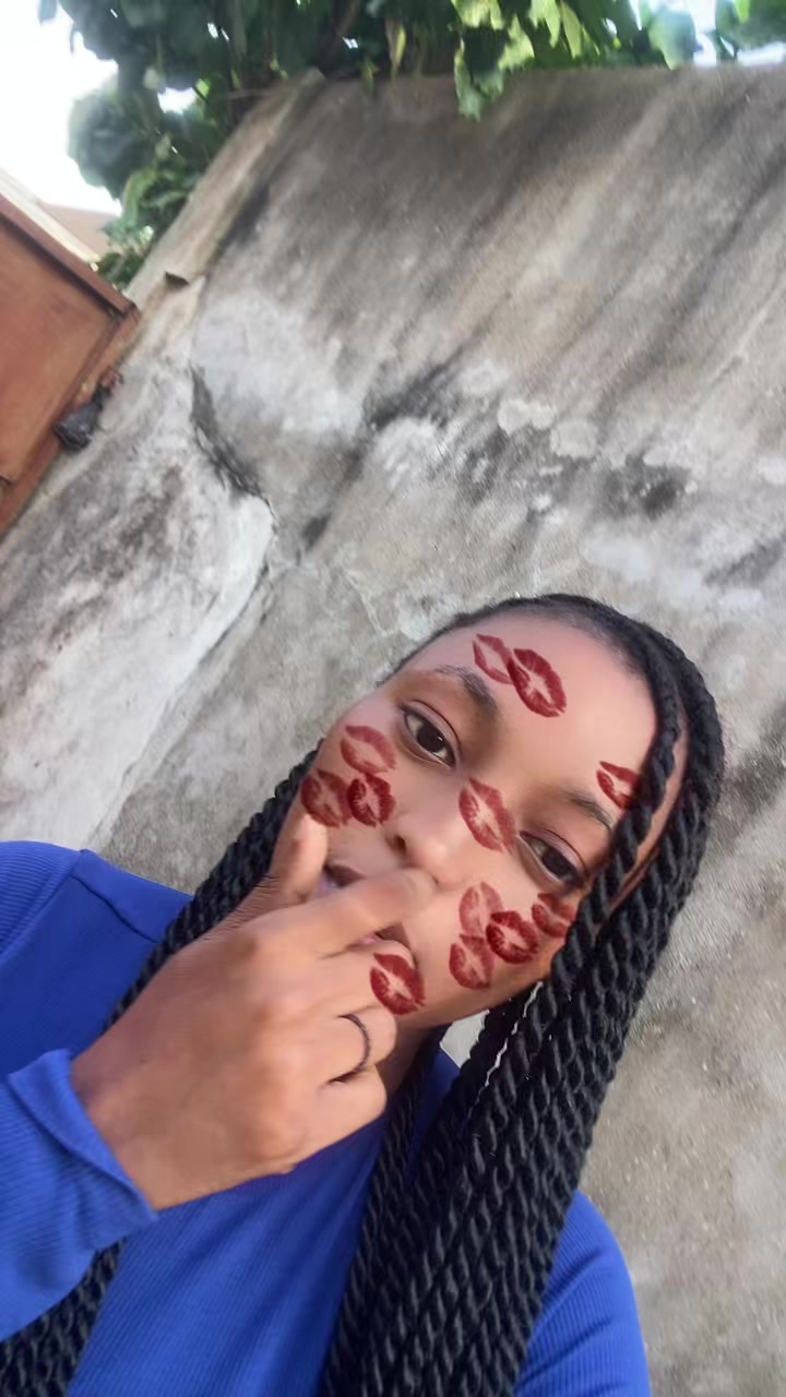 @Poupée Camon