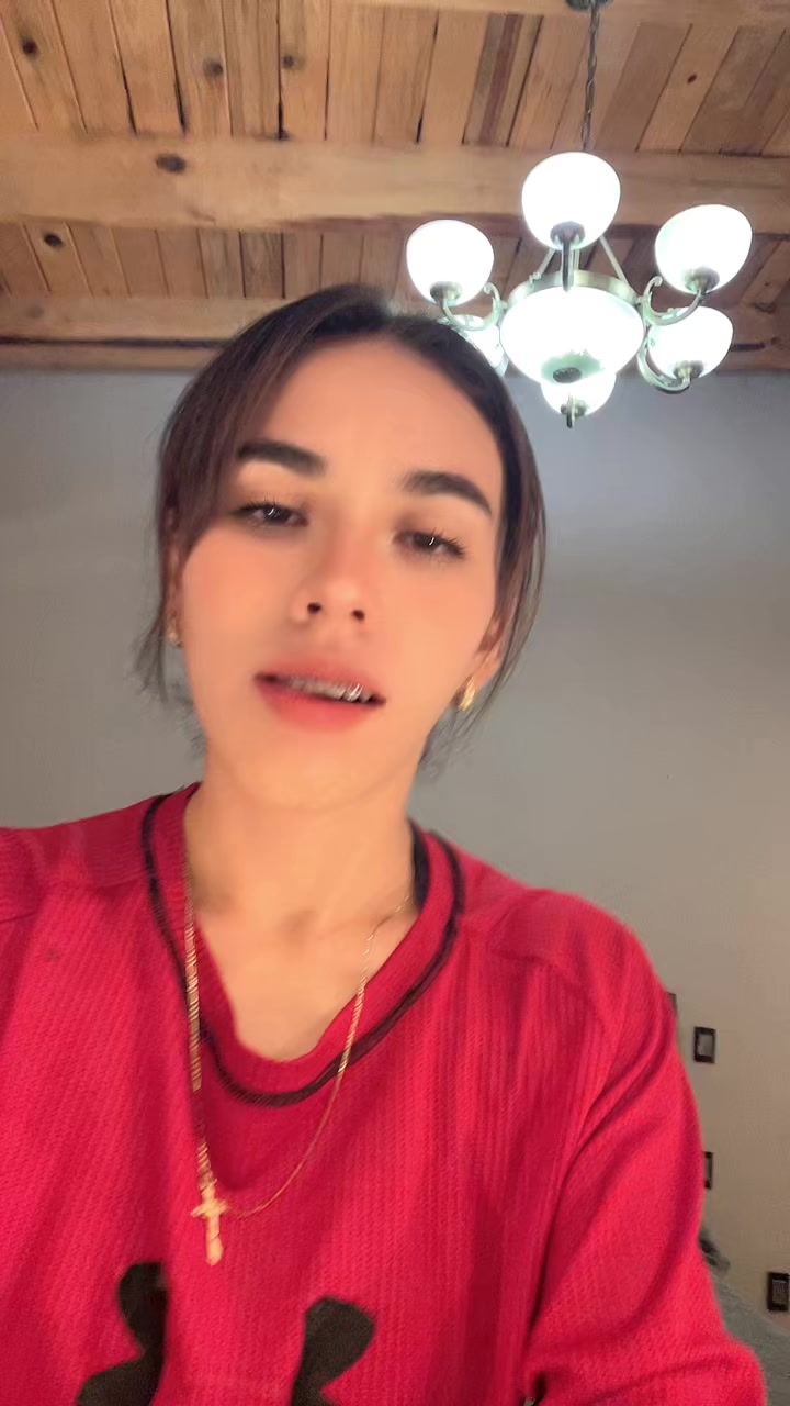 @mari_🦁