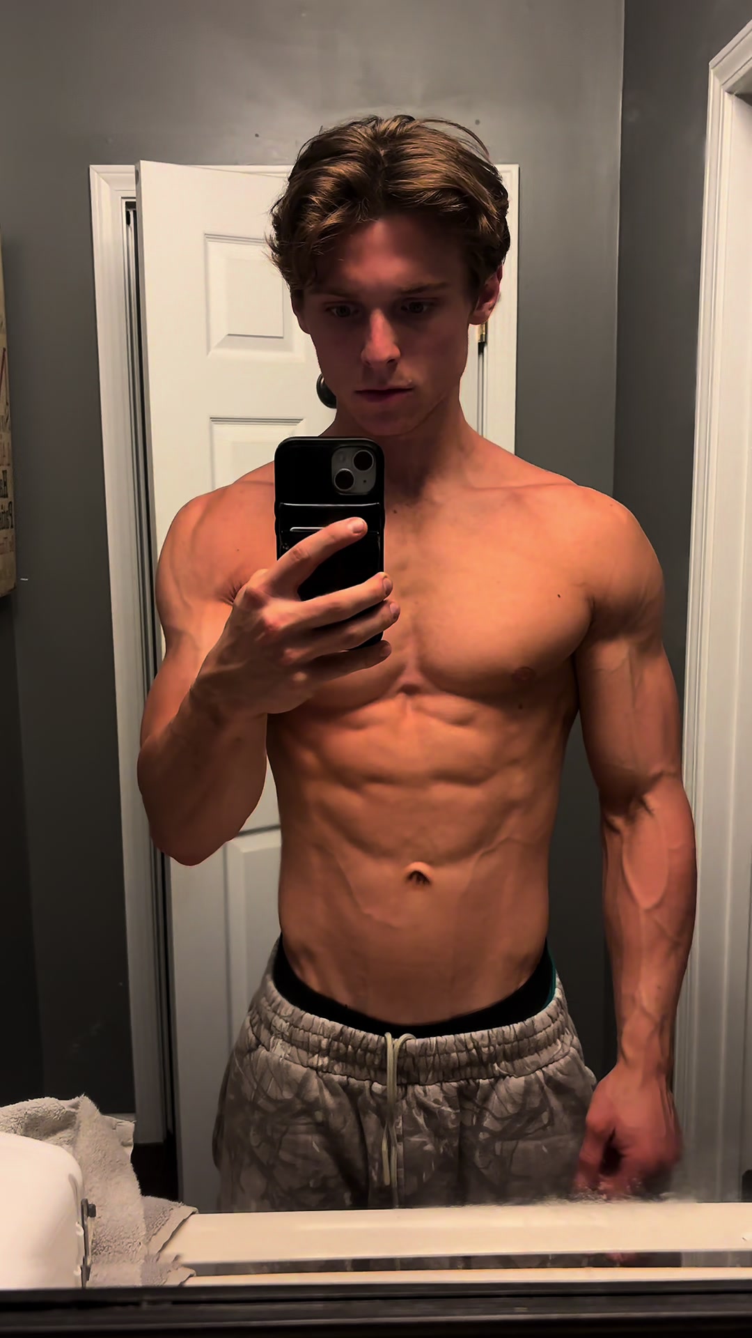 @EvanHamiIton