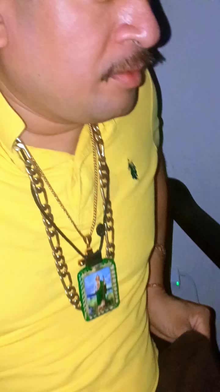 @$ El sargento es mi ermano lo