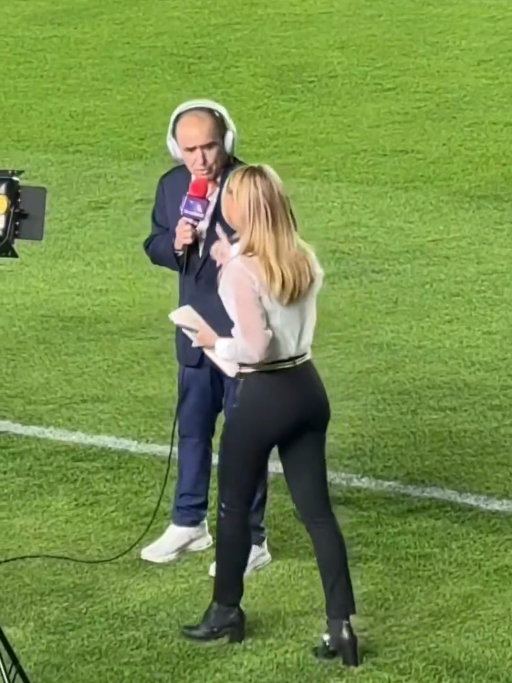 @Fan Ines Sainz