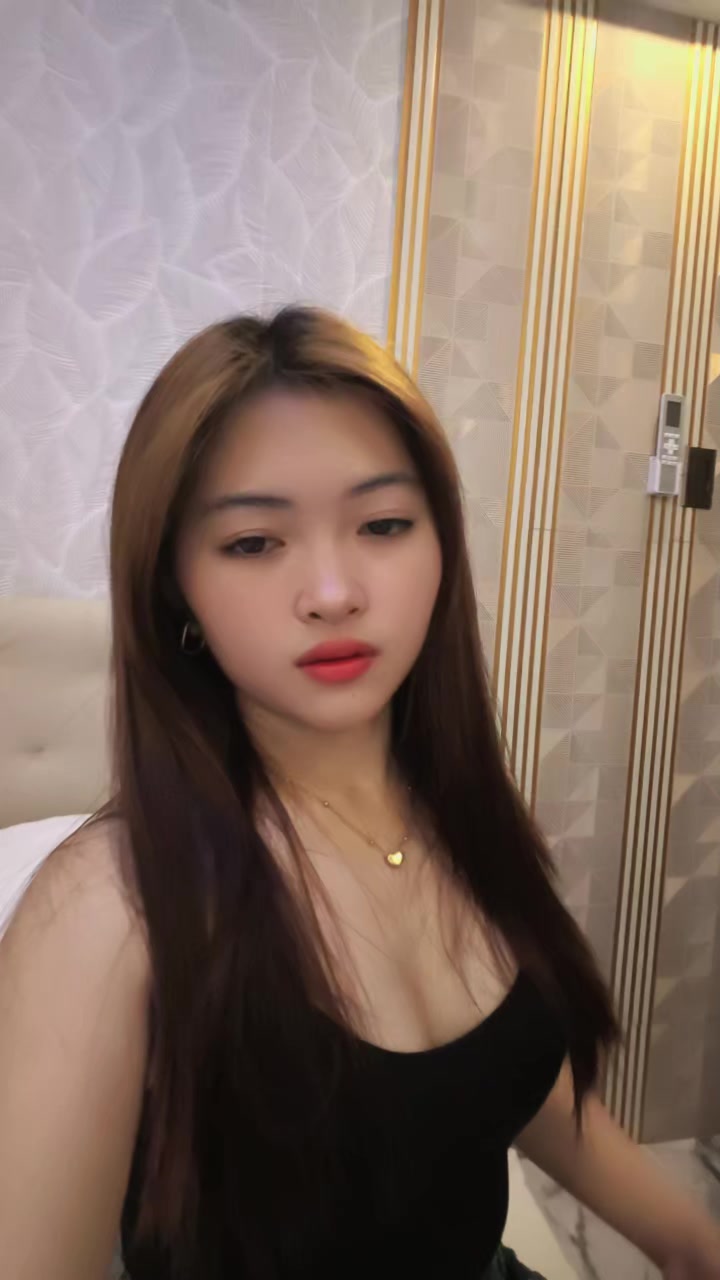 @lourilyn