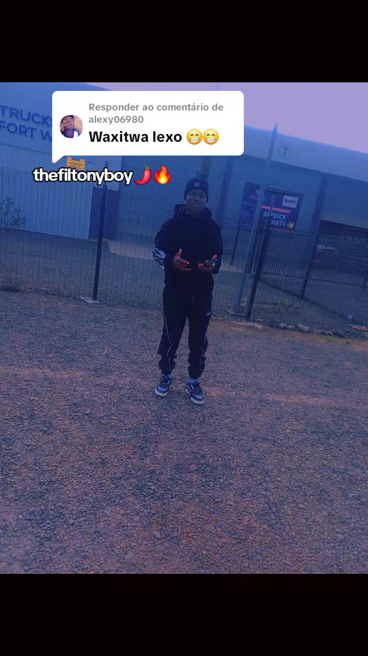 @thefiltonyboy●○
