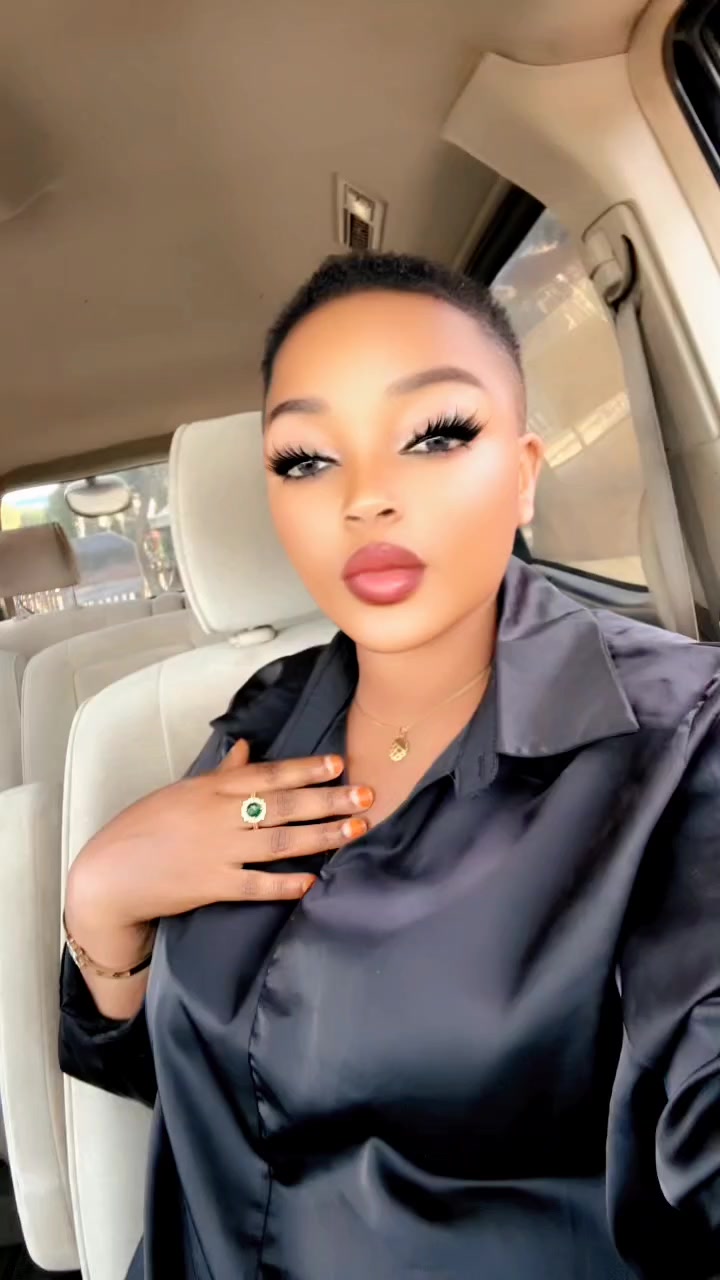 @Khadija 🦋❤️