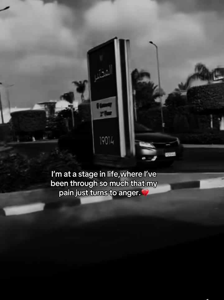 @BROKEN SOUL💔🥀.