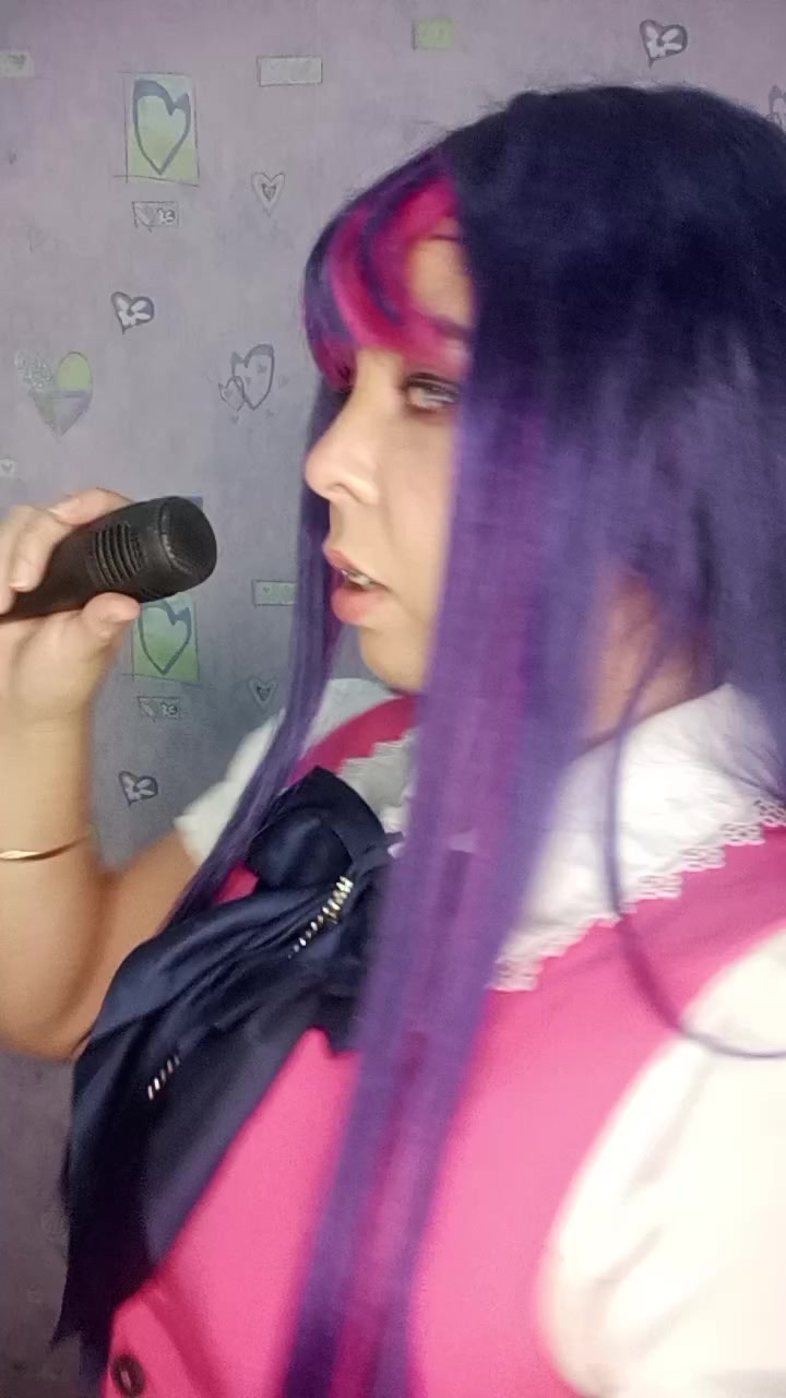 @EmoAmyGirl