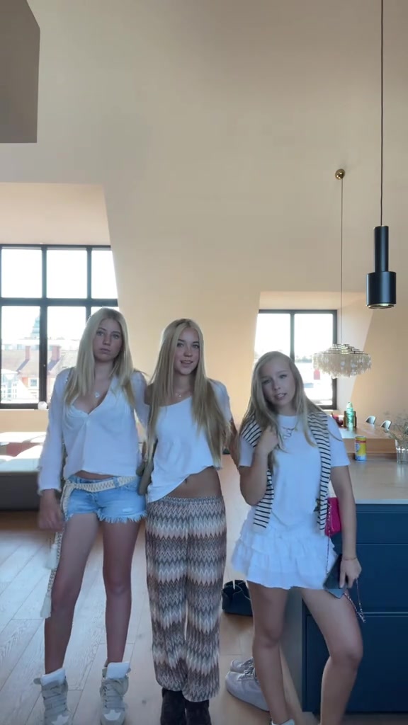 @𝒮'