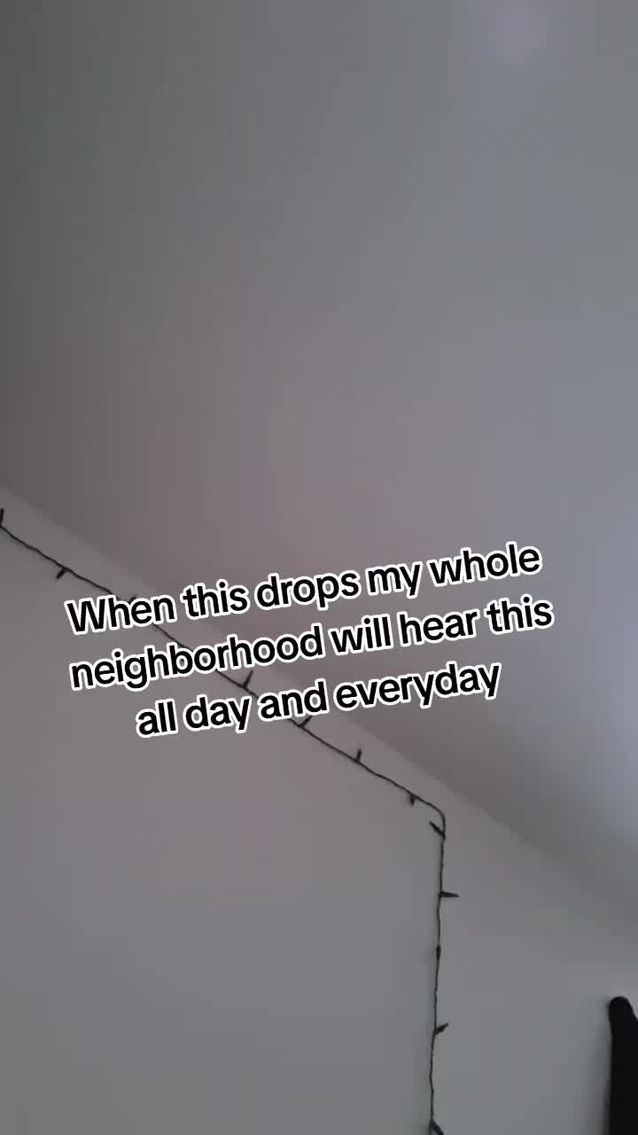 @Tay💜🖤