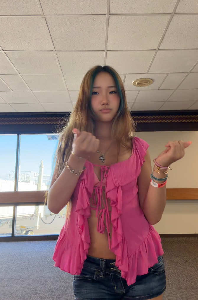 @Queenie