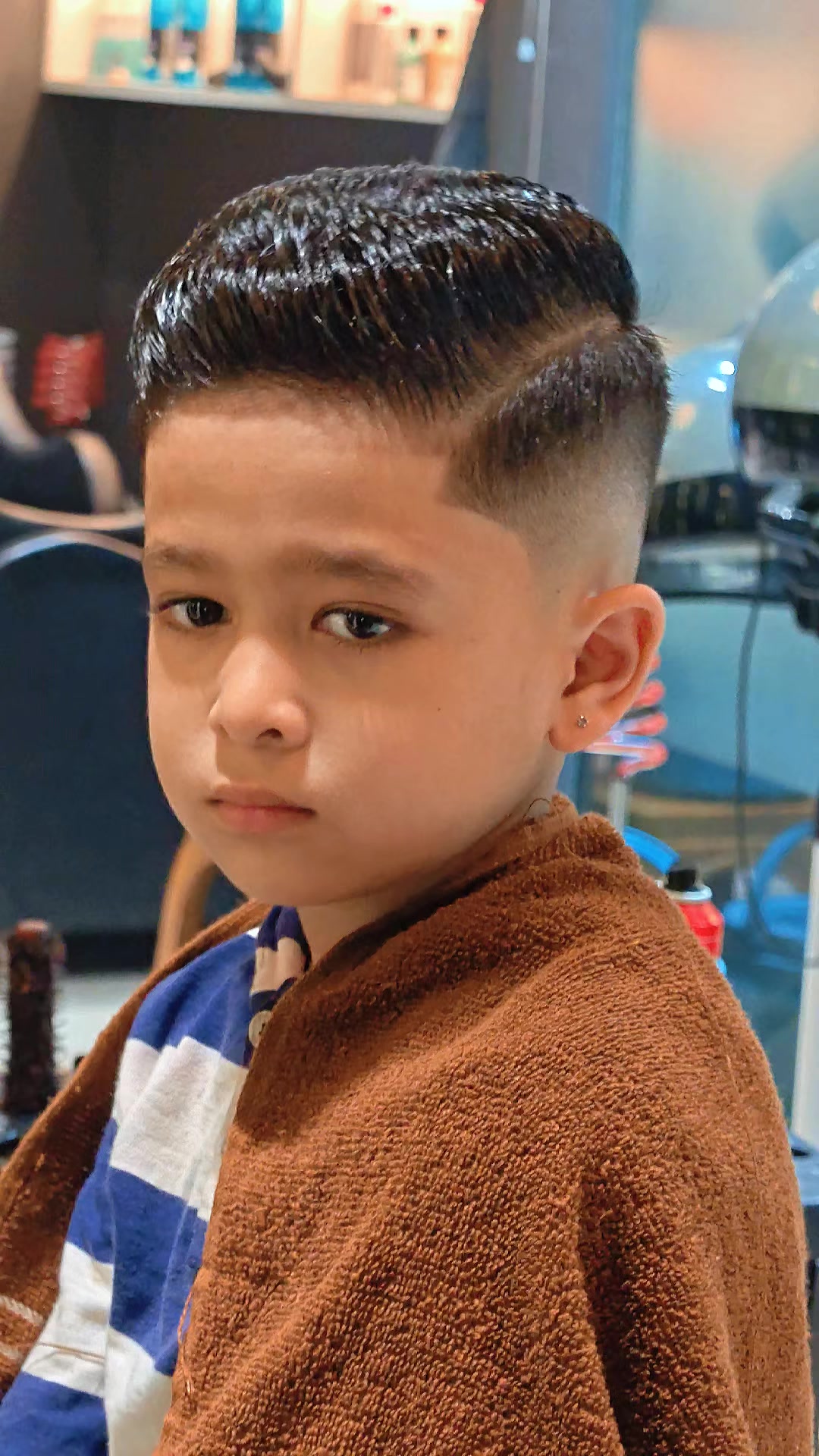 @Royal's Hair & skin care salon