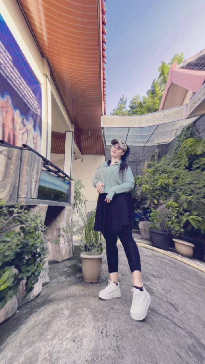@mamanya della