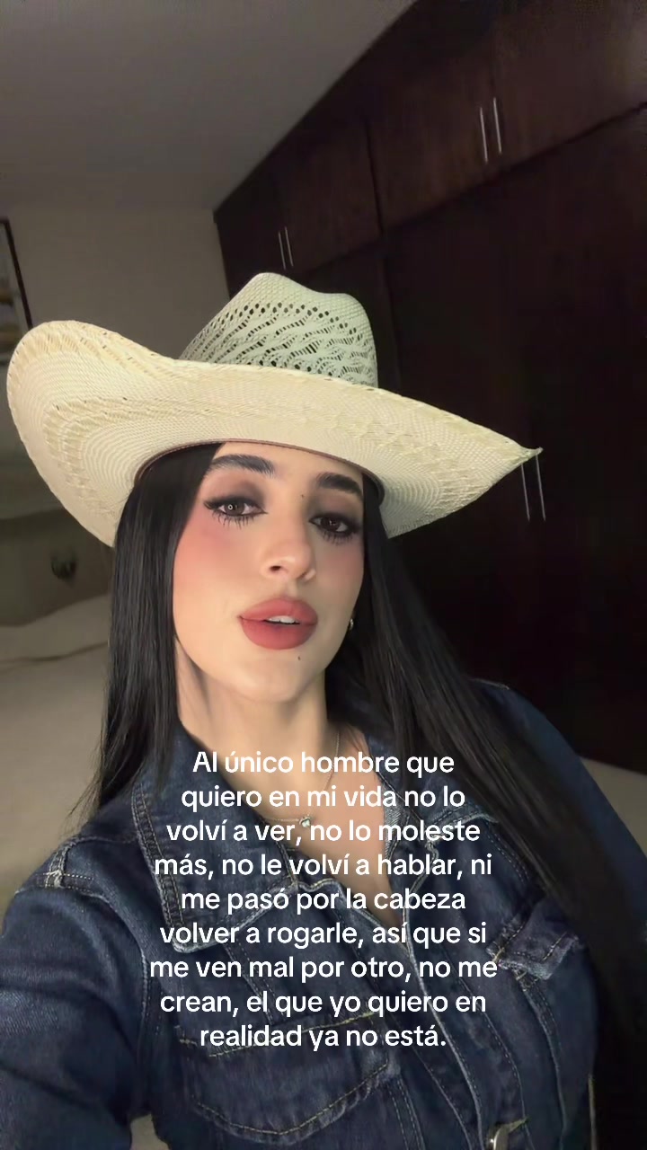 @𝑁𝑎𝑡𝑎𝑙𝑖𝑒