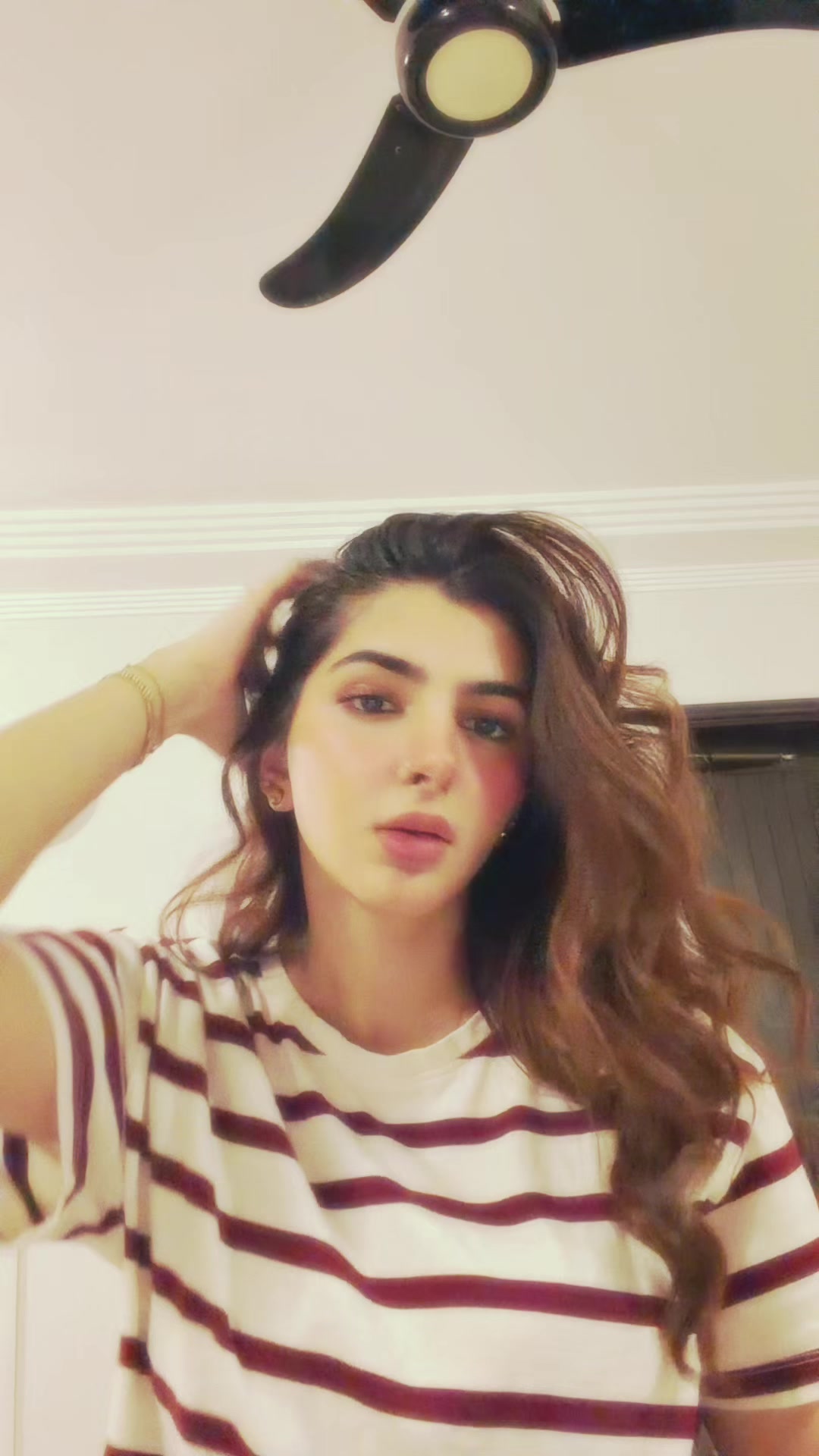 @Veeni