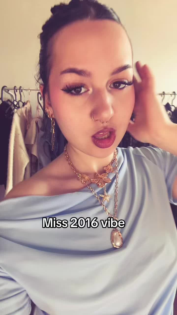 @Clara..m_.