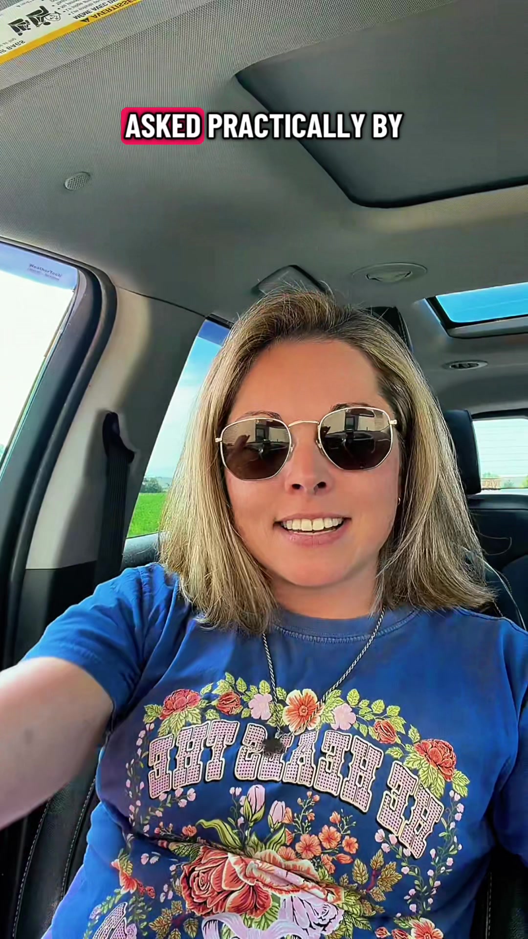 @momica_mama