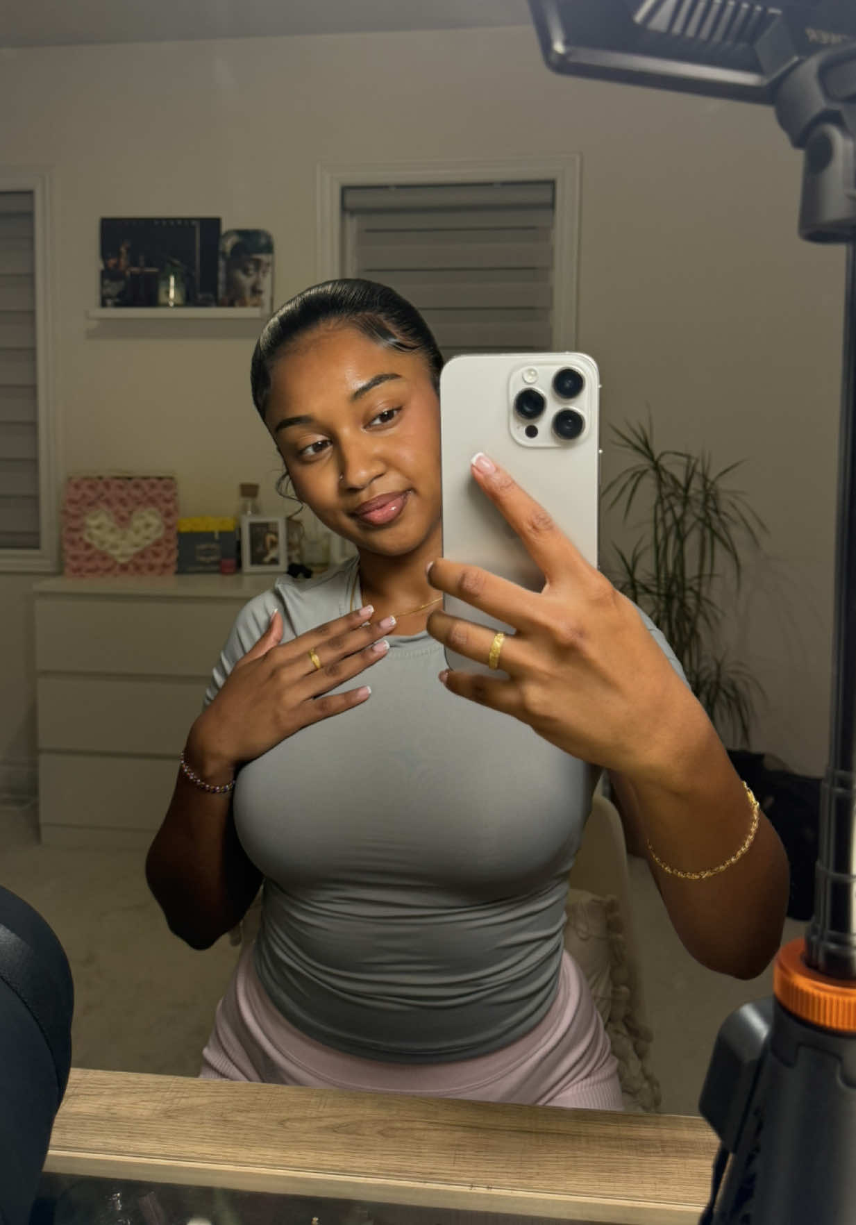 @Nevv