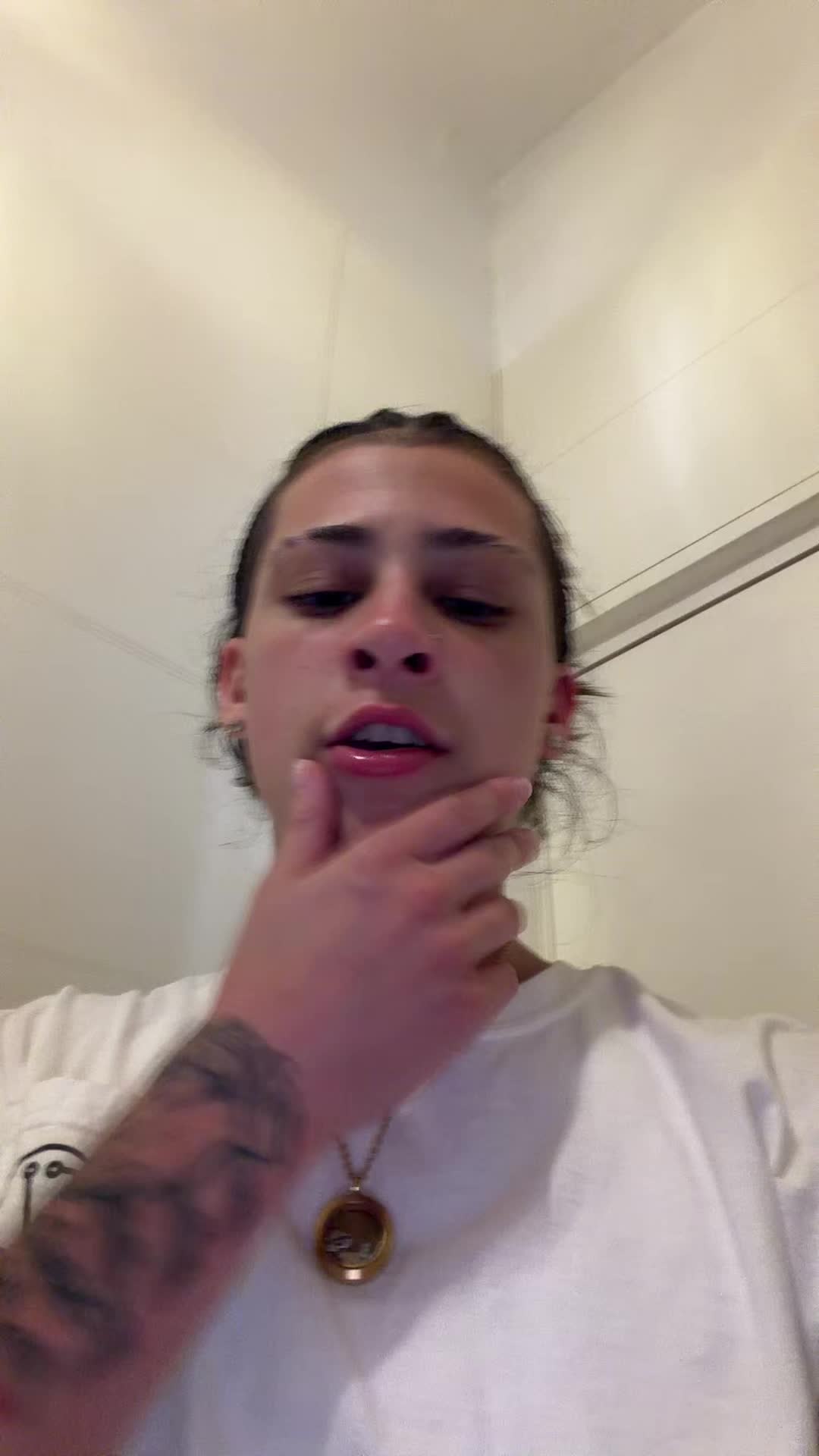 @sheluvsomemary