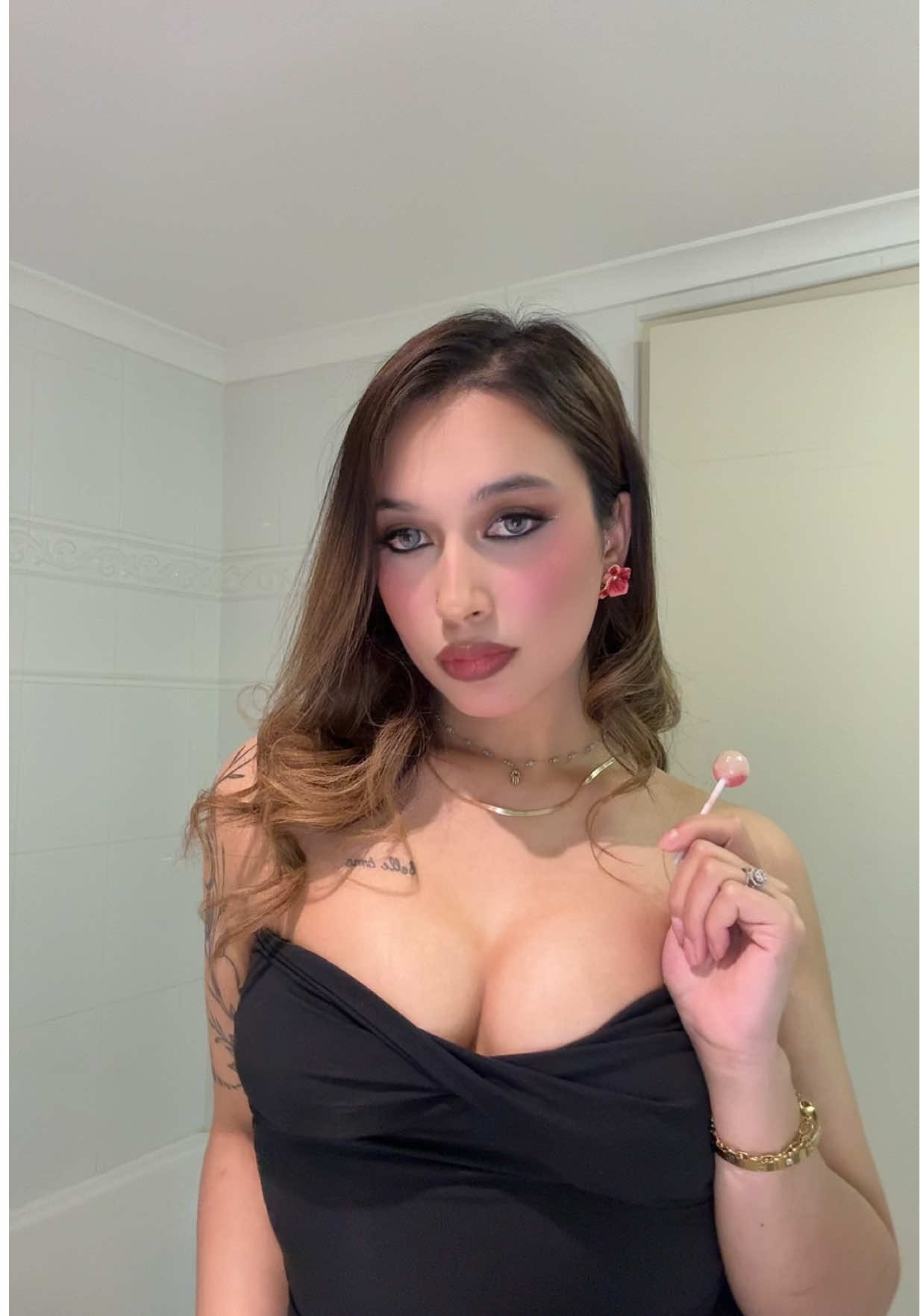 @shikha_ahkihs