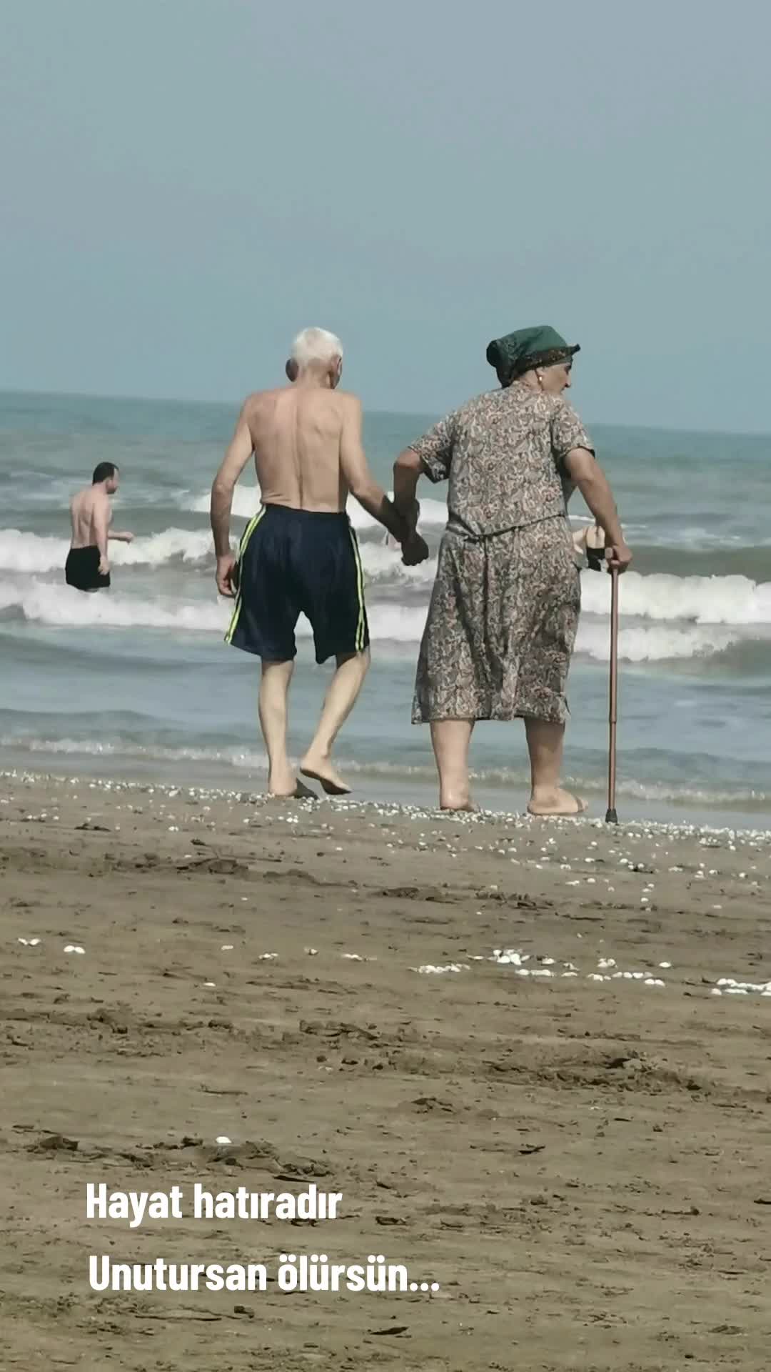 @𝘕𝘢𝘵𝘪𝘲