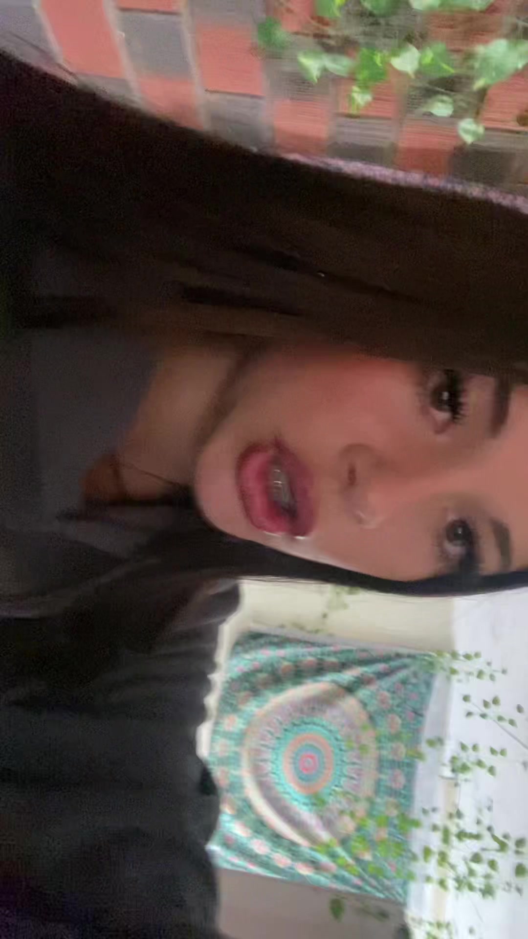 @holly.isufi