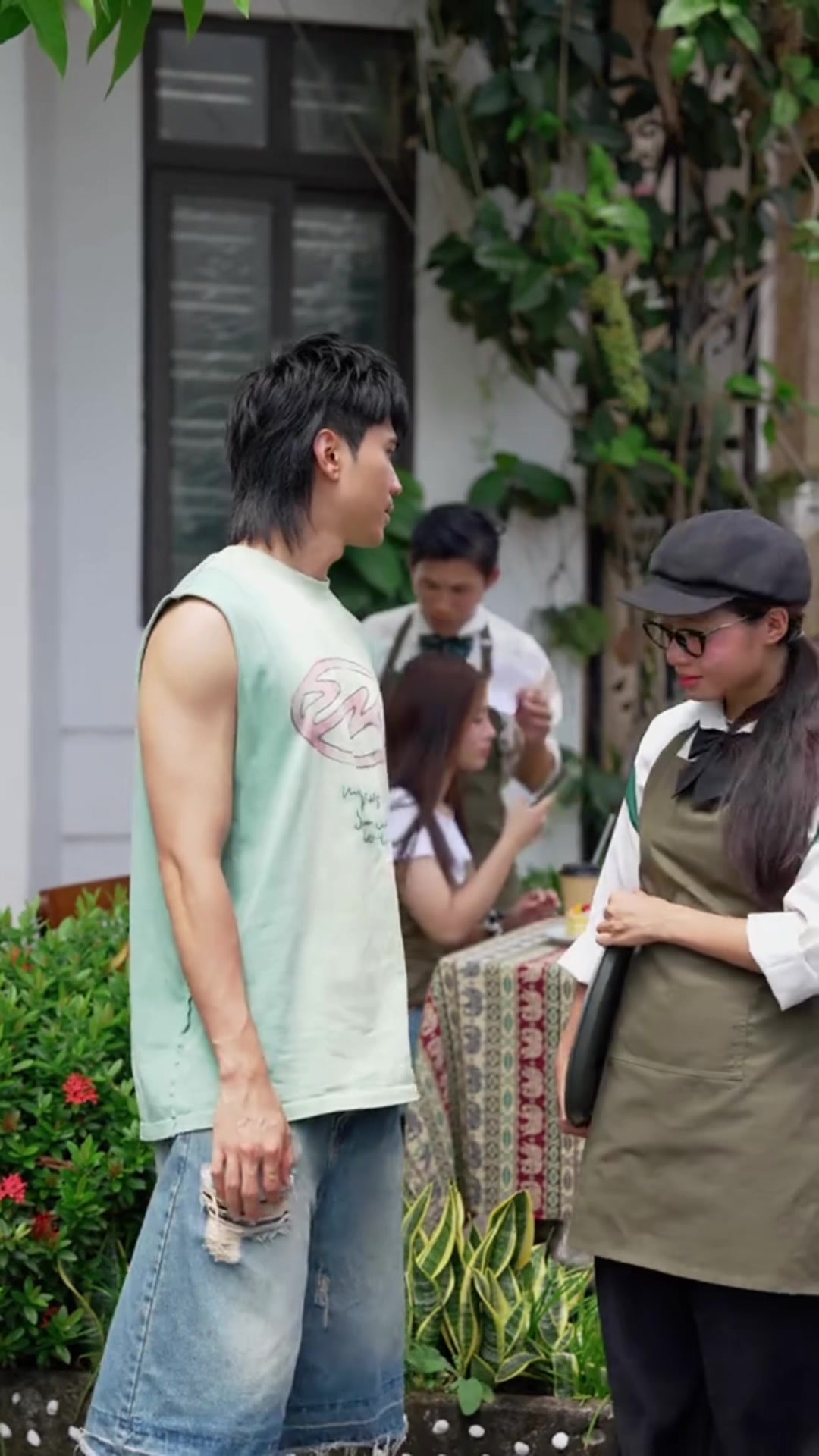 @Cả Rổ Phim
