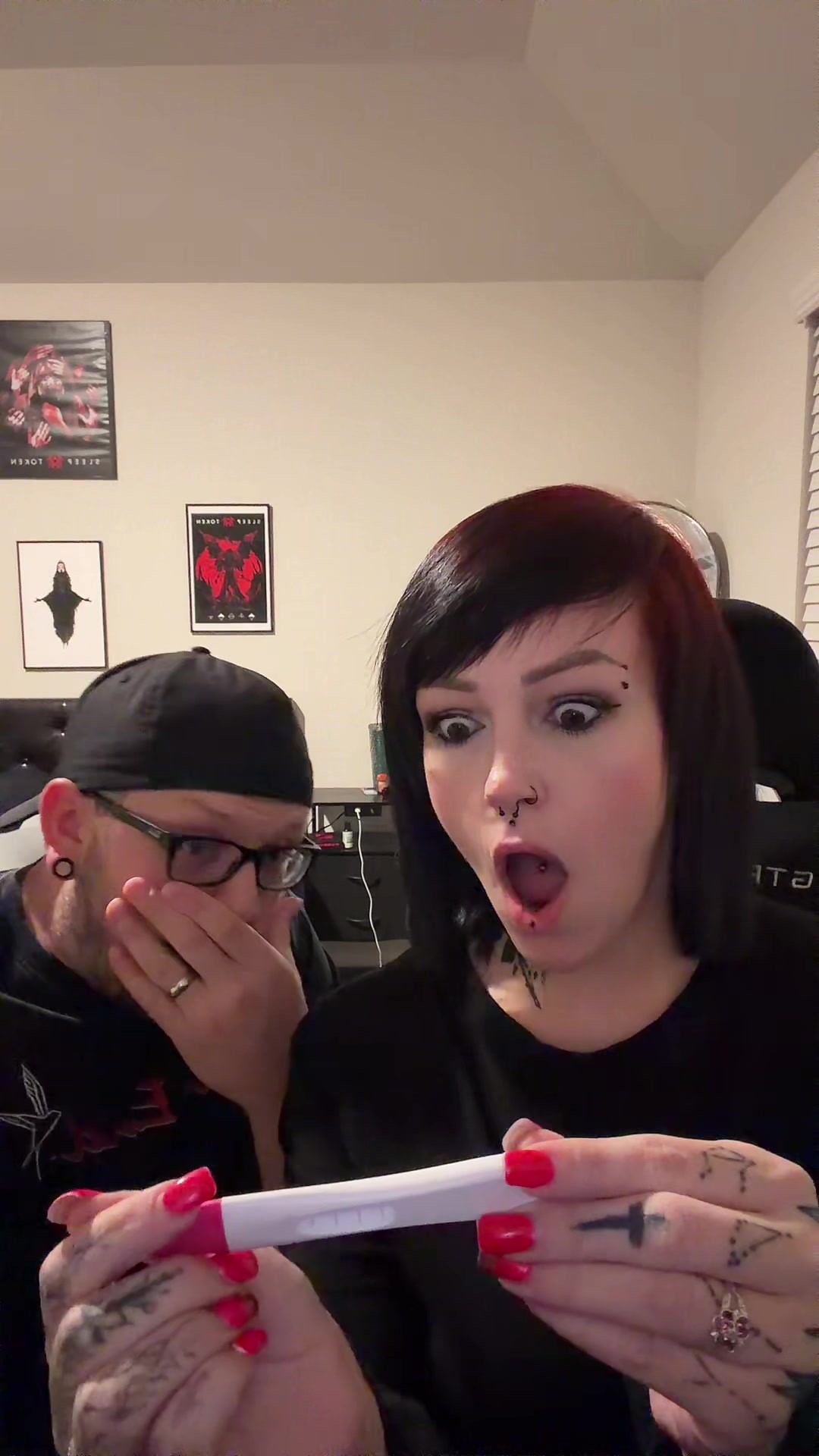 @cursedcarissa