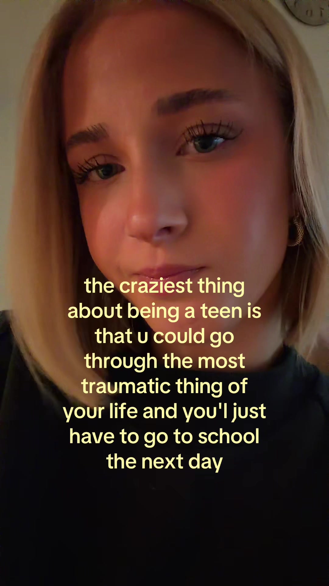 @theelliebarker