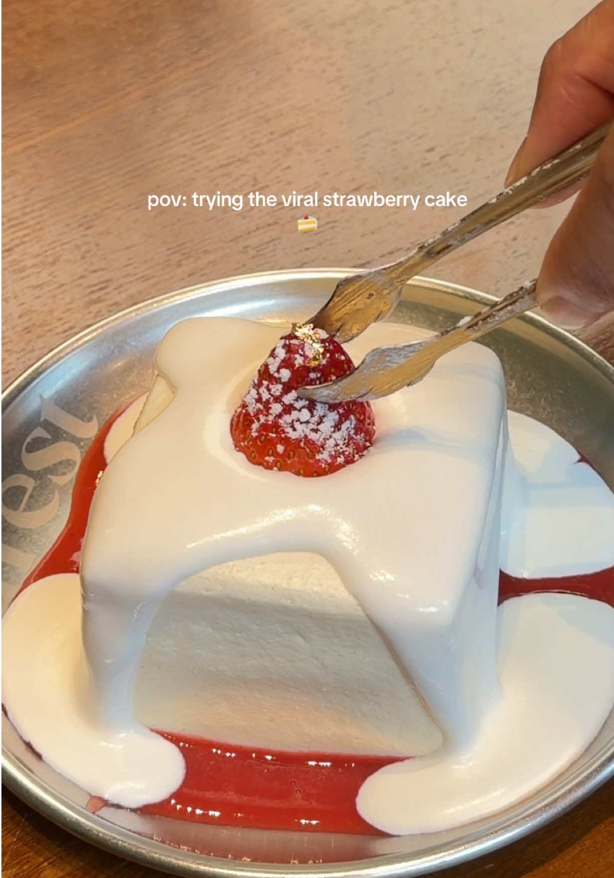 @claire | food & travel ♡