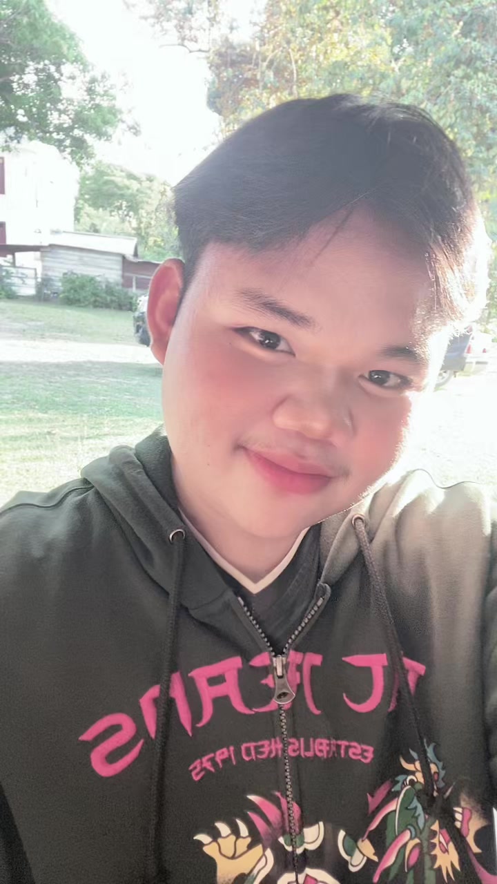 @Zuzy t narak ngaiii🤗