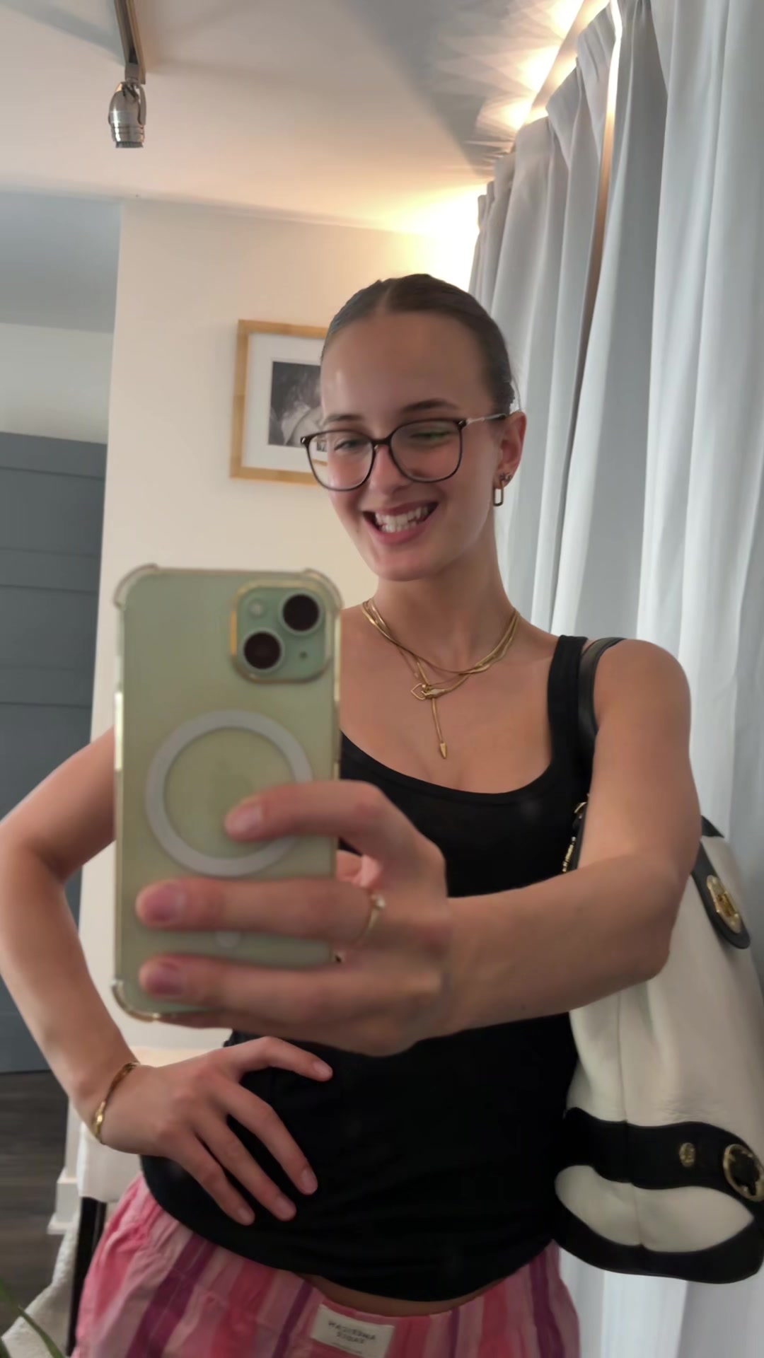 @thaysa