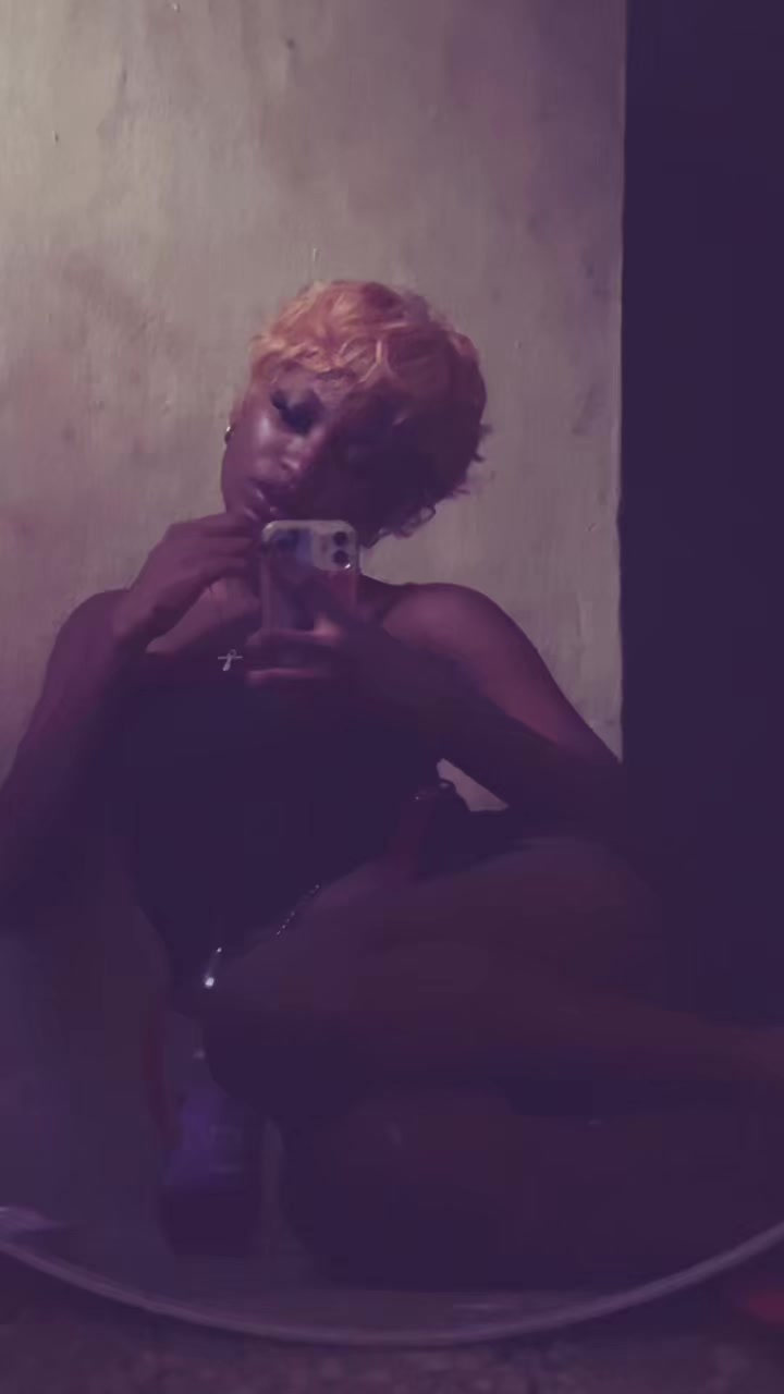 @️5&rsquo;8 sexy ALPHA FEMALE 🙂&zwj;↕️
