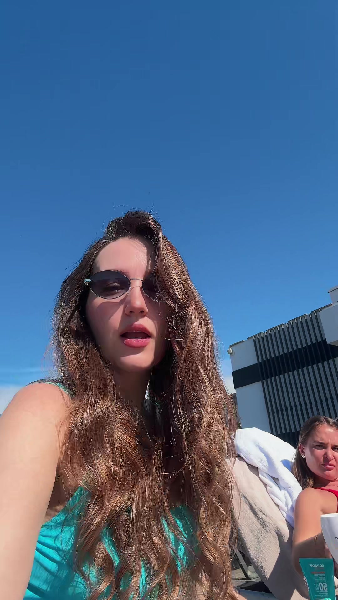 @KAKZHEHOROSHA