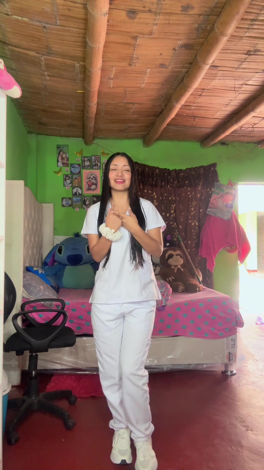 @Ani Mendoza🦥🇵🇪