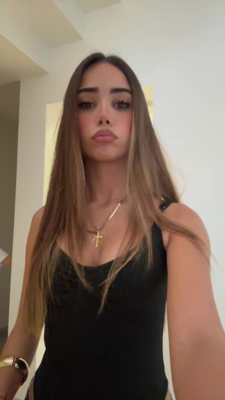 @Maiii🌙🦈