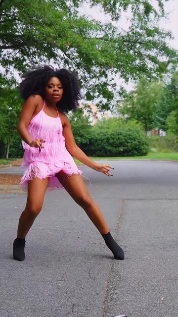 @Ayannamars | Dancer