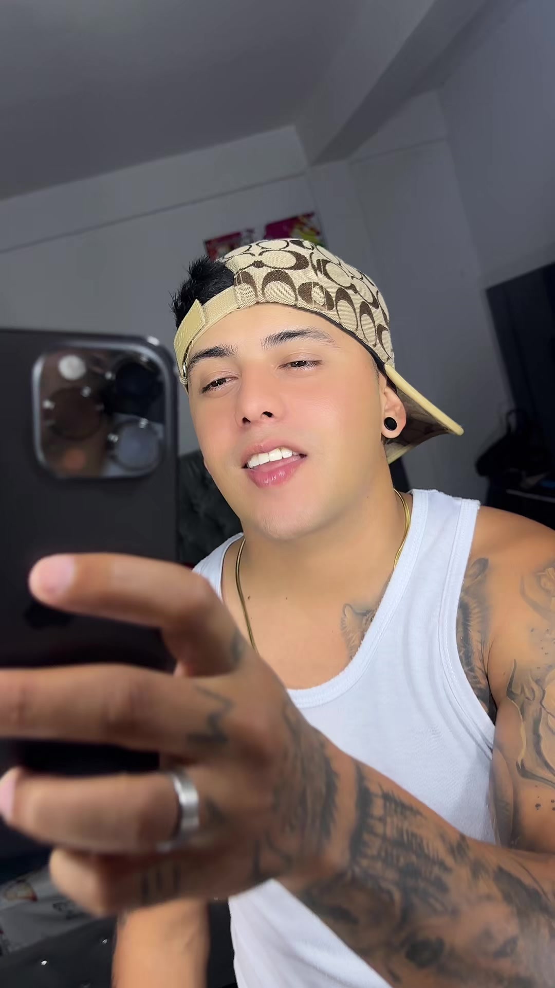 @𝙎𝘼𝙇𝘼𝙕𝘼𝙍🦁