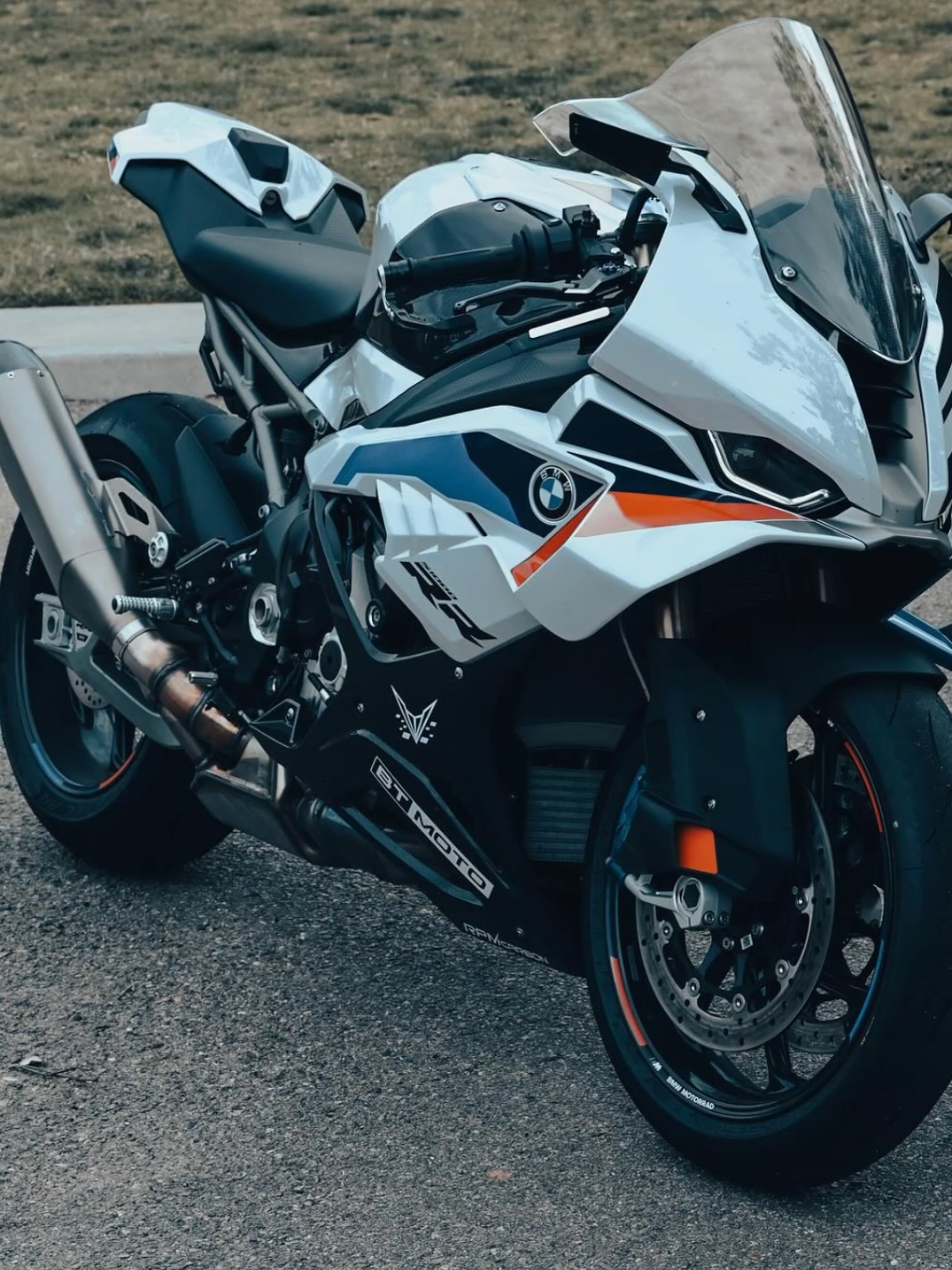 @MotoVista