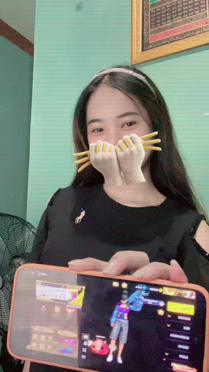 @𝒔𝒐𝒇𝒊𝒂 𝒔𝒕𝒐𝒓𝒆