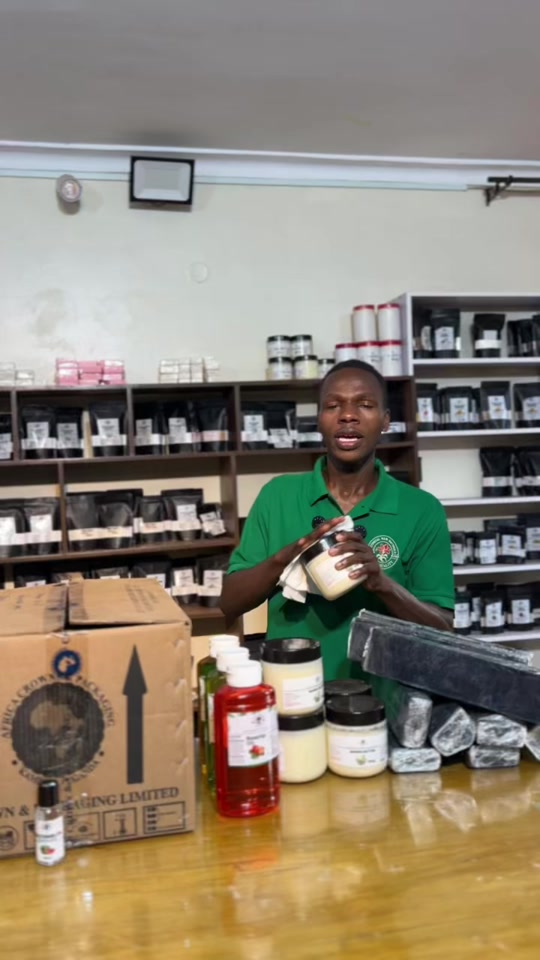 @BOTANICAL RAW MATERIALS UG